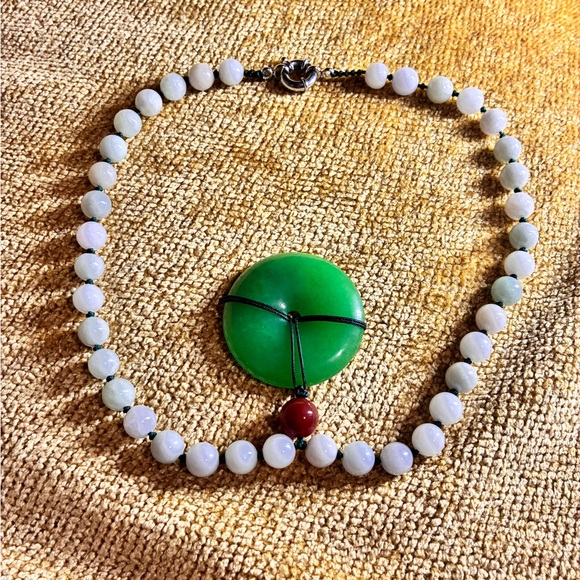 Green and White Jade Beaded Necklace
